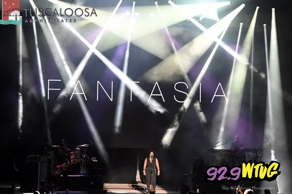 Babyface and Fantasia Put On a Show For a Huge Tuscaloosa Crowd