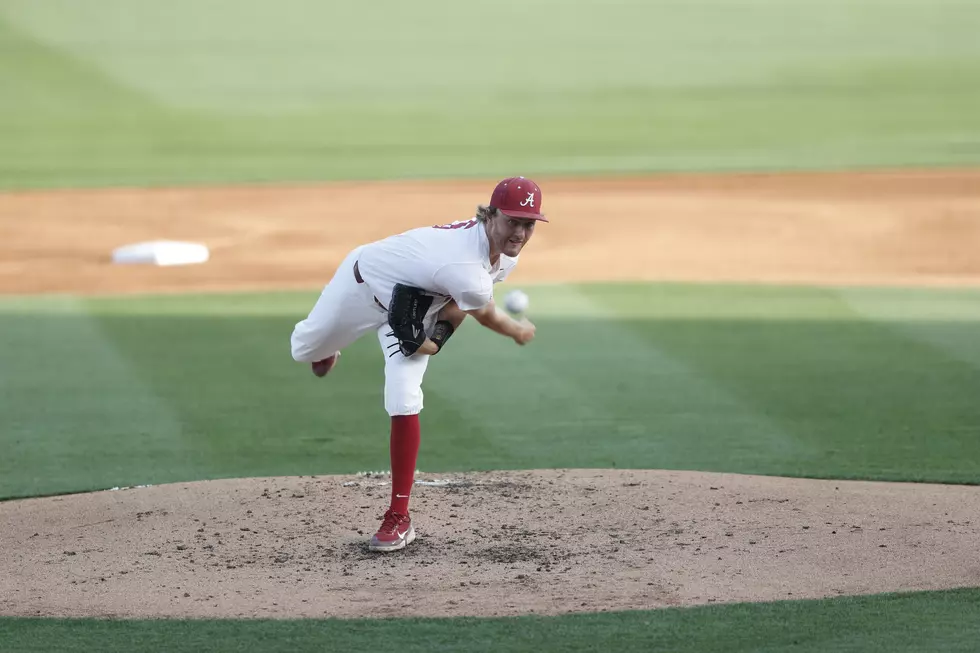 Alabama Baseball Advances Into Second Round By Defeating South Carolina